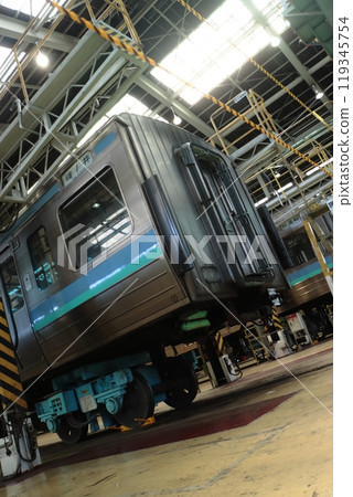 211系列車進入長野車輛綜合中心（長野車輛綜合中心對外開放）_2024年10月12日拍攝 119345754