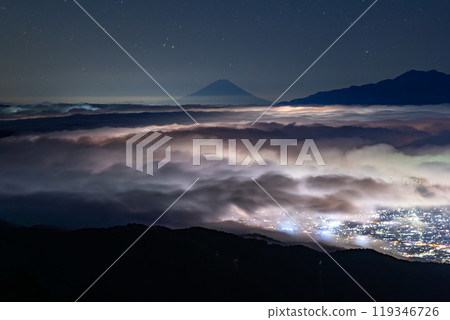 【長野縣】秋天的富士山和大片雲海、高博奇高原 119346726