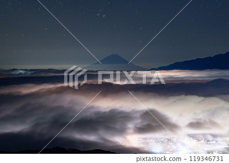 【長野縣】秋天的富士山和大片雲海、高博奇高原 119346731