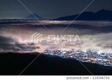 【長野縣】秋天的富士山和大片雲海、高博奇高原 119346739