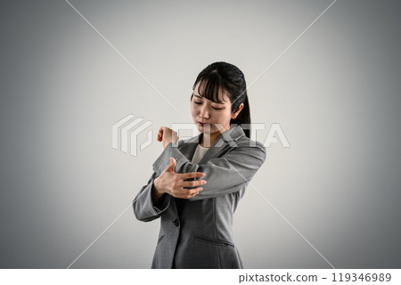 Business woman 119346989