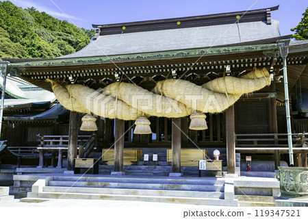 Miyajidake Shrine (Fukutsu City, Fukuoka Prefecture), home to the largest shimenawa rope in Japan 119347521