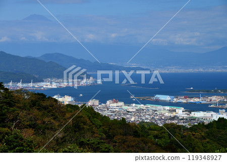 Pacific Ocean, Suruga Bay, Shimizu Port Pacific Ocean, Suruga Bay, Shimizu Port 119348927