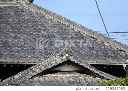日本的瓦屋頂 119348963