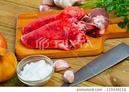 Raw mutton lungs and heart Raw mutton lungs and heart 119349218