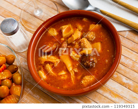 Madrid-style tripe served on table 119349315