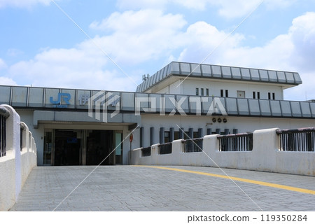 [JR West] Itami Station (JR Takarazuka Line) 119350284