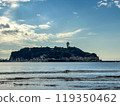 湘南海和白雲。江之島全景 119350462