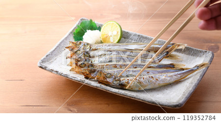 新鮮出爐的魚子魚子（魚子魚子） 119352784