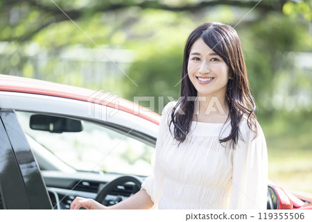 Woman enjoying a drive 119355506
