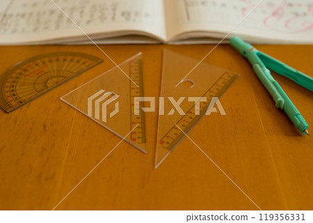 算術及文具（三角尺、圓規、量角器） 119356331