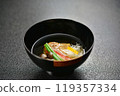 日式碗裡的湯 119357334