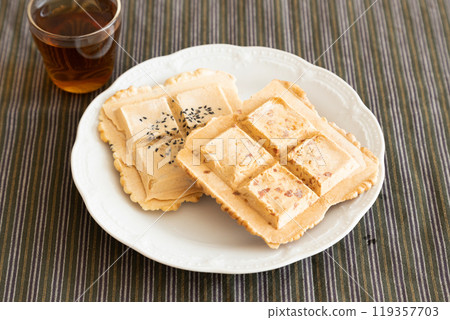 Ame Sen, a local confectionery from Oshamanbe Town 119357703