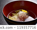 日式碗裡的湯 119357716