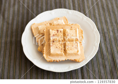 Ame Sen, a local confectionery from Oshamanbe Town Ame Sen, a local confectionery from Oshamanbe Town 119357830