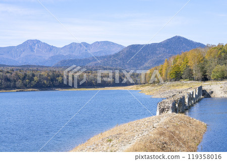 Taushubetsu River Bridge on the former Shihoro Line of the Japanese National Railways on a clear autumn day in Kamishihoro, Hokkaido 119358016