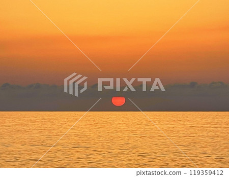 Sun, sea and colorful sky. Atmosphere cloudscape panoramic romantic outdoors scenery background 119359412