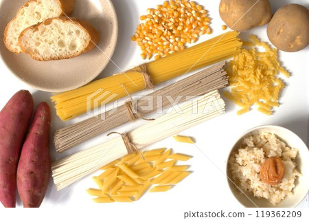 碳水化合物含量高的食物 119362209