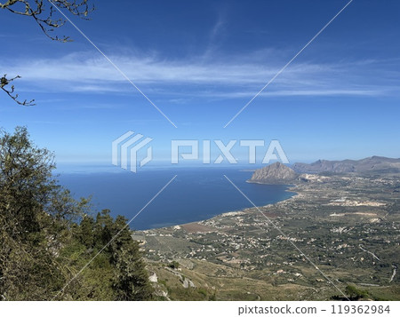 從埃里切山頂看到的大海 從埃里切山頂看到的大海 119362984