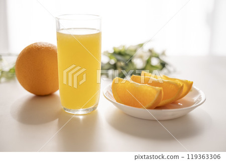 臍橙和果汁 119363306