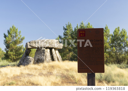 Dolmen Anta de Fonte Coberta near Alijo, Vila Cha, Portugal Dolmen Anta de Fonte Coberta near Alijo, Vila Cha, Portugal 119363818