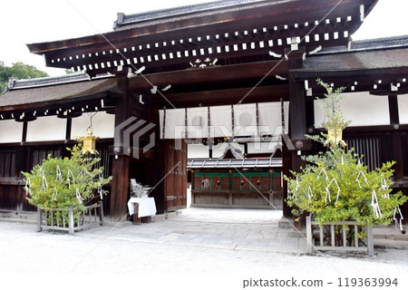 京都市下鴨神社院內中門 京都市下鴨神社院內中門 119363994