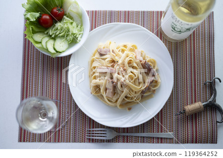 Carbonara and white wine Carbonara and white wine 119364252