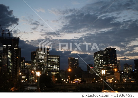 大阪, 中之島, 中之島, 土佐堀河, 堂島河, 大阪市政府, 淀屋橋雙子大廈建設, 漫步中之島, 黃昏 大阪, 中之島, 中之島, 土佐堀河, 堂島河, 大阪市政府, 淀屋橋雙子大廈建設, 漫步中之島, 黃昏 119364553