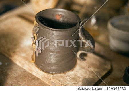 The process of creating pottery.  119365680