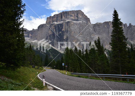 Touring the Dolomite passes Touring the Dolomite passes 119367779