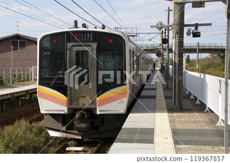 白神線/上越本線E129系列(新潟-柴田-村上) 白神線/上越本線E129系列(新潟-柴田-村上) 119367857