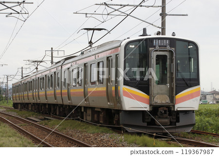 信越本線E129系列（4節列車：長岡⇔新潟） 119367987