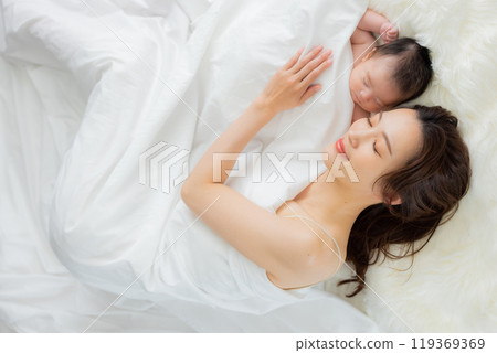 Baby and mother 119369369