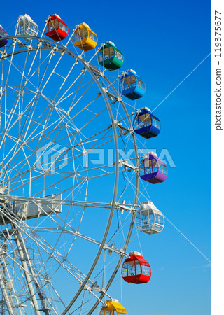 Arakawa Amusement Park Ferris wheel close-up at dusk Arakawa Amusement Park Ferris wheel close-up at dusk 119375677