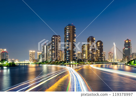 Scenery of Tsukudajima, the Tsukuda island, located in Tokyo, Japan 119378997