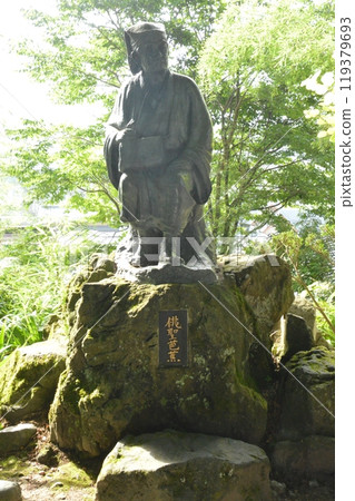 Statue of Matsuo Basho (Risshakuji Temple grounds / Yamadera, Yamagata City, Yamagata Prefecture) Statue of Matsuo Basho (Risshakuji Temple grounds / Yamadera, Yamagata City, Yamagata Prefecture) 119379693