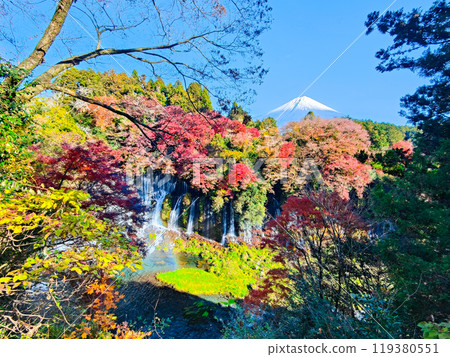 白絲瀑布和富士山(秋季) 白絲瀑布和富士山(秋季) 119380551