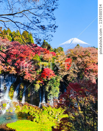 白絲瀑布和富士山（秋季） 119380554