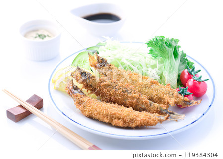 Fried Shishamo roe (white background) 119384304