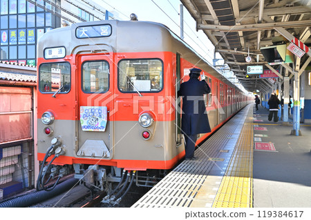 Railway: Tobu Railway, Noda Line, 8000 series, 8111F Railway: Tobu Railway, Noda Line, 8000 series, 8111F 119384617