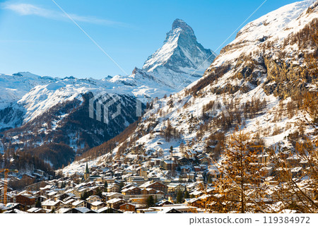 Snowing in Zermatt traditional Swiss ski resort under Matterhorn Snowing in Zermatt traditional Swiss ski resort under Matterhorn 119384972