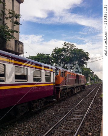 The diesel electric locomotive of the rapid train. 119385133