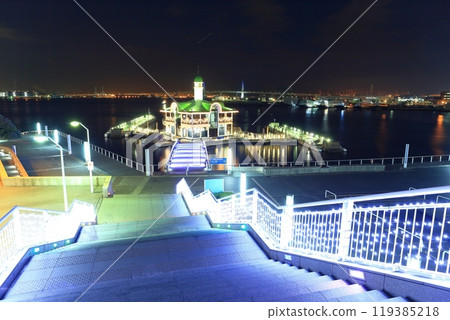[Kanagawa Prefecture] Illuminations at Pukarisanbashi Bridge (Yokohama Minatomirai Seaside Station) 119385218