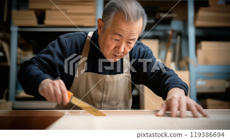 "Woodcraft: Real Moments of a Japanese Carpenter" 119386694