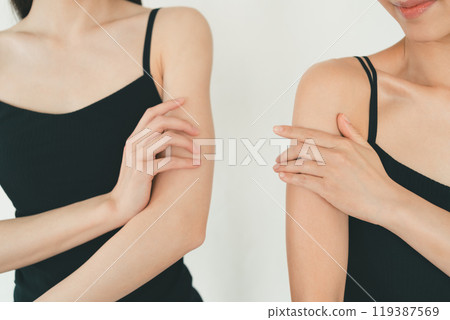 Body care for women in their 30s Body care for women in their 30s 119387569