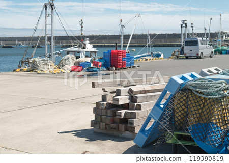 [Oarai Fishing Port, Light Wagon Available] 119390819