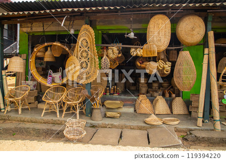 small rattan workshop-shop 119394220