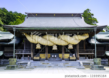 Miyajidake Shrine (Fukutsu City, Fukuoka Prefecture), home to the largest shimenawa rope in Japan 119395164