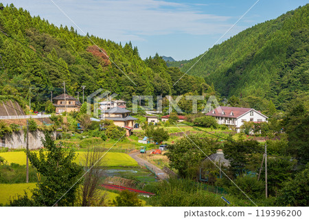 Village scenery of Doshi Village in early autumn 119396200