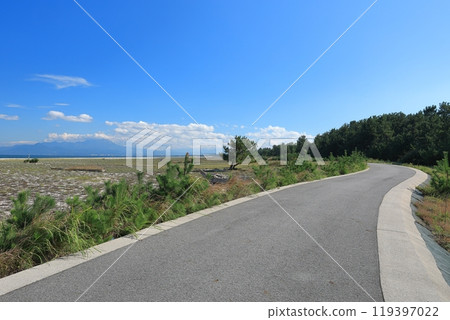 Yumigahama Cycling Course 4 Yumigahama Cycling Course 4 119397022